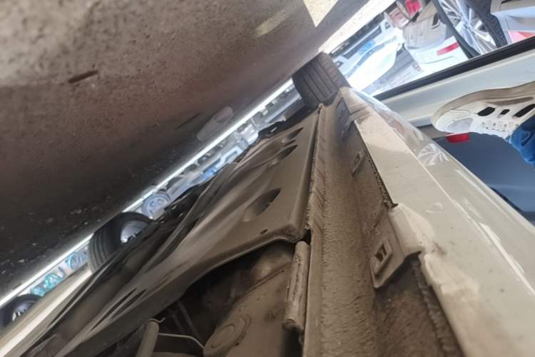 Used Volkswagen Sagitar 2018 280TSI DSG Ignite Edition Left Side Sill