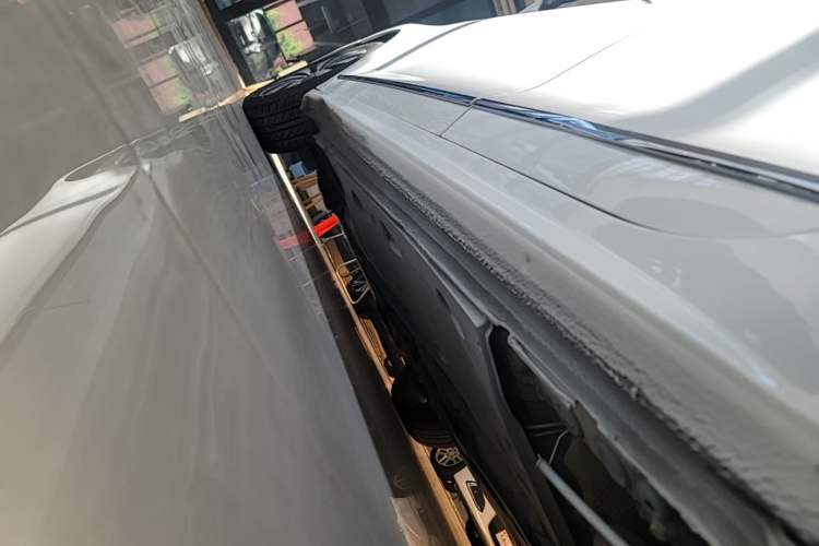 Used Volkswagen Sagitar 2018 1.6L Automatic Comfort Model Left Side Sill
