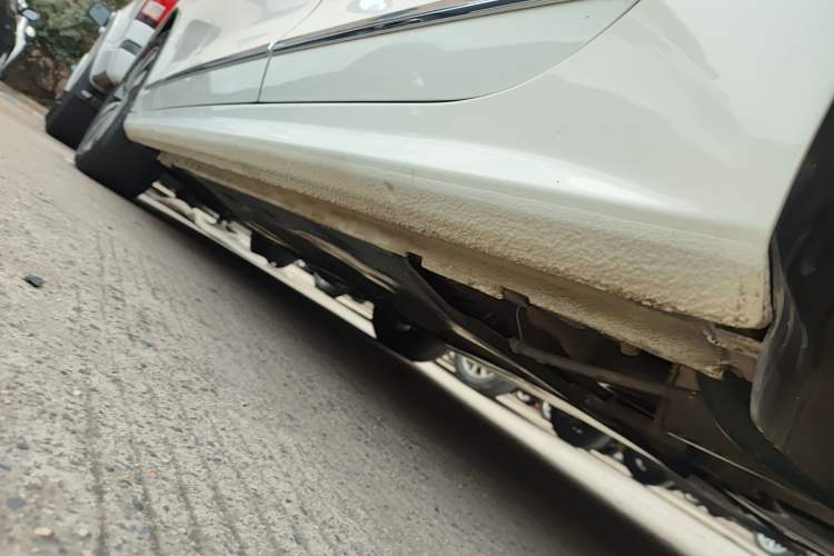 Used Volkswagen Sagitar 2018 180TSI DSG Prestige Edition Left Side Sill
