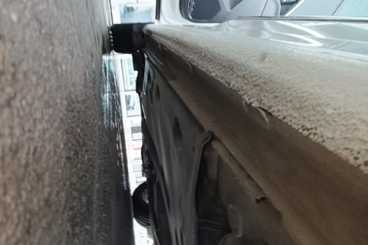 Used Volkswagen Sagitar 2018 1.6L Automatic Comfort Model Left Side Sill