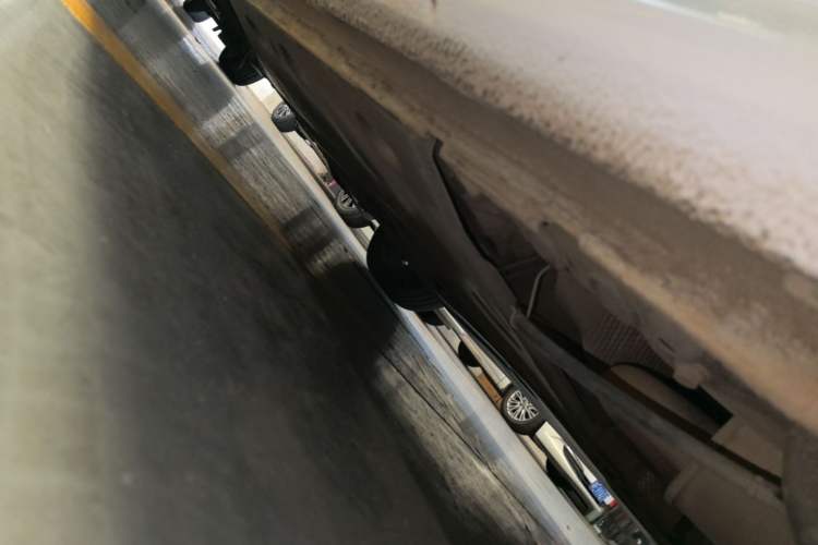Used Volkswagen Sagitar 2018 1.6L Automatic Comfort Model Left Side Sill