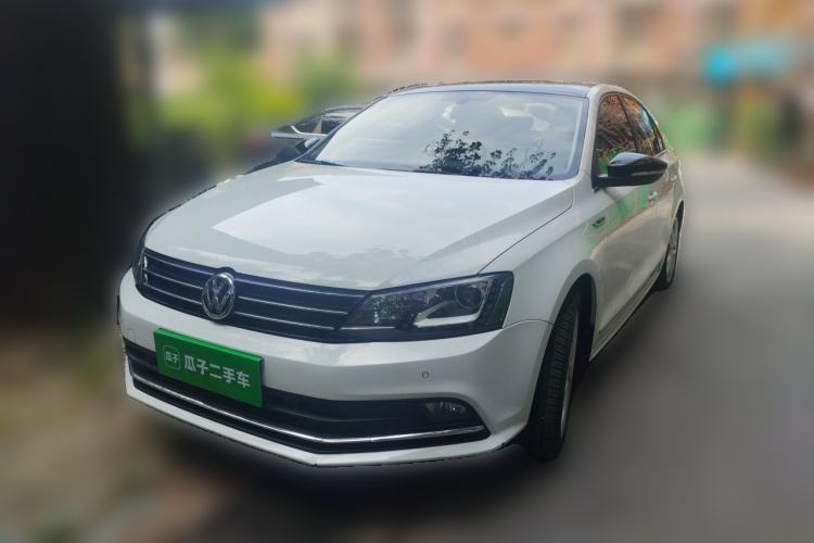 Used Volkswagen Sagitar 2018 280TSI DSG Luxury Model Guazi used car, China used car export, Used car for sale, Used  cars, Cheapest cars for sale