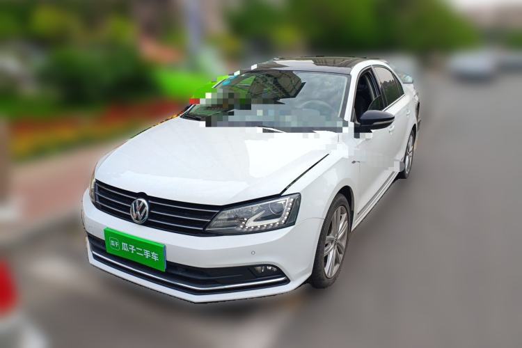 Used Volkswagen Sagitar 2018 280TSI DSG Luxury Model Guazi used car, China used car export, Used car for sale, Used  cars, Cheapest cars for sale