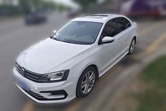 Ojetý Volkswagen Sagitar 2018 280TSI DSG Ignite Edition