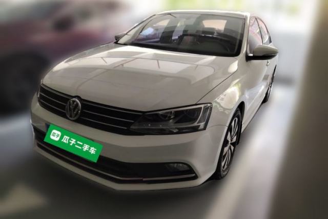 Ojetý Volkswagen Sagitar 2018 1.6L Automatic Comfort Model