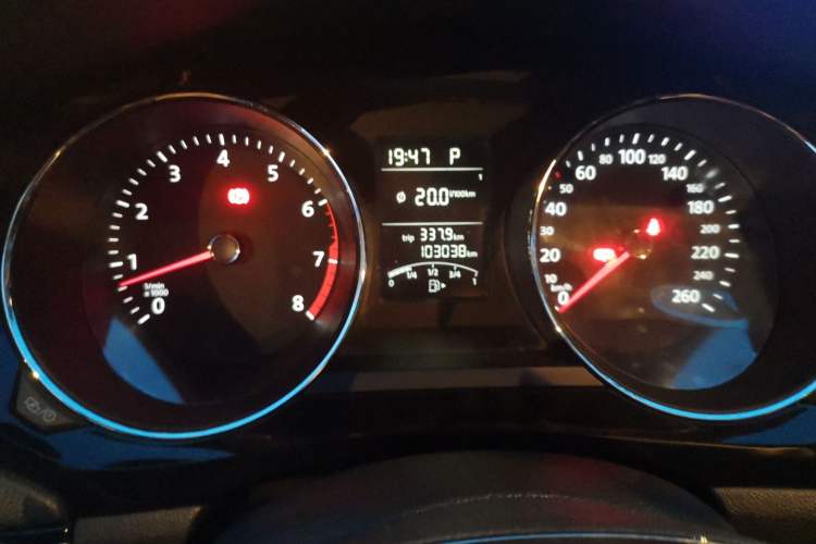 Used Volkswagen Sagitar 2018 1.6L Automatic Comfort Model Odometer Close Up