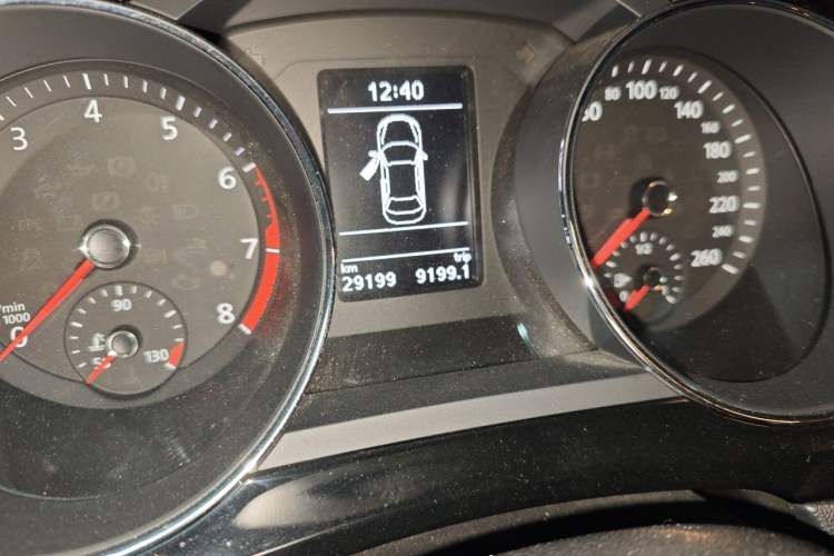 Used Volkswagen Sagitar 2018 280TSI DSG Ignite Edition Odometer Close Up