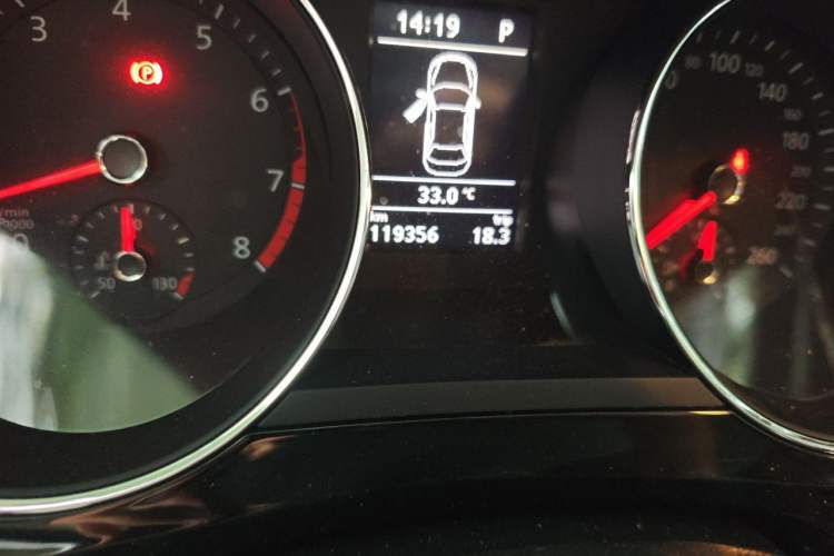 Used Volkswagen Sagitar 2018 280TSI DSG Ignite Edition Odometer Close Up