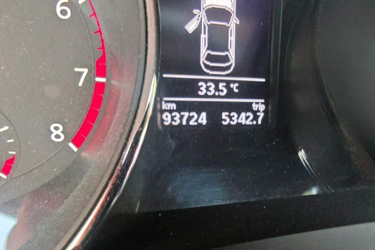 Used Volkswagen Sagitar 2018 280TSI DSG Ignite Edition Odometer Close Up