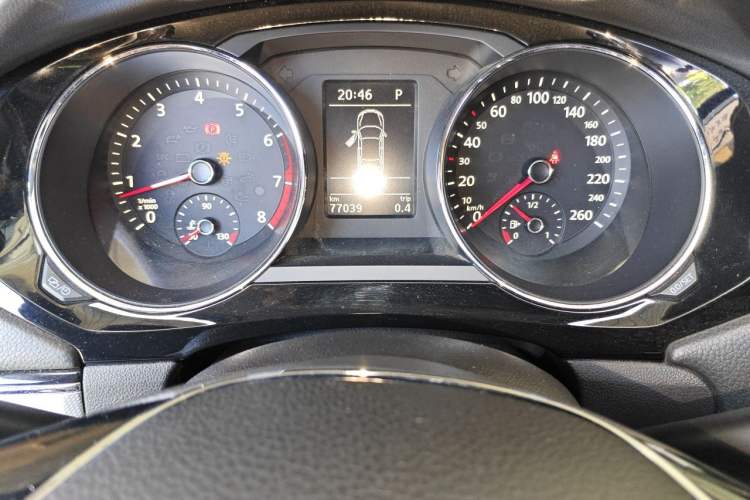 Used Volkswagen Sagitar 2018 280TSI DSG Comfort Model Odometer Close Up