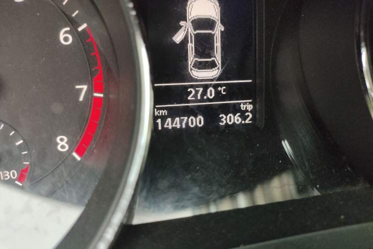 Used Volkswagen Sagitar 2018 180TSI DSG Prestige Edition Odometer Close Up