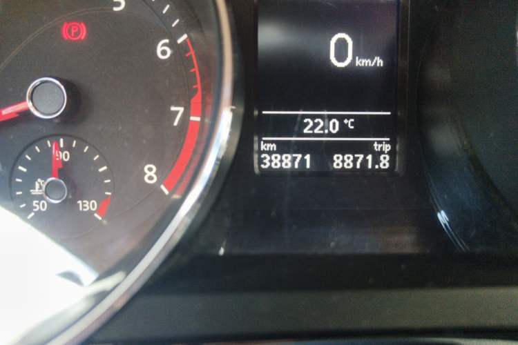 Used Volkswagen Sagitar 2018 280TSI DSG Ignite Edition Odometer Close Up