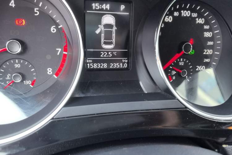 Used Volkswagen Sagitar 2018 280TSI DSG Ignite Edition Odometer Close Up
