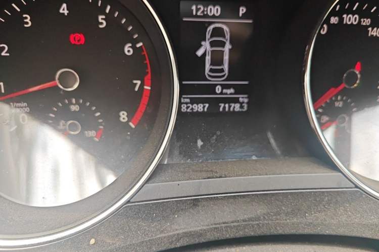 Used Volkswagen Sagitar 2018 280TSI DSG Ignite Edition Odometer Close Up