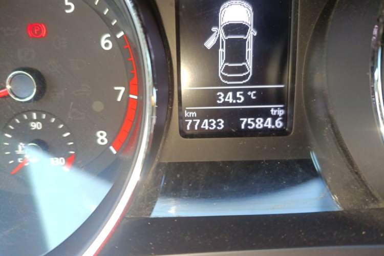 Used Volkswagen Sagitar 2018 280TSI DSG Ignite Edition Odometer Close Up