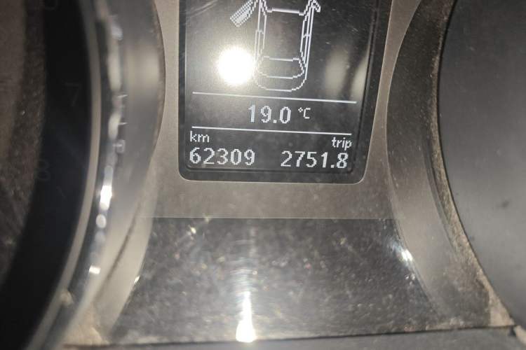 Used Volkswagen Sagitar 2018 280TSI DSG Ignite Edition Odometer Close Up