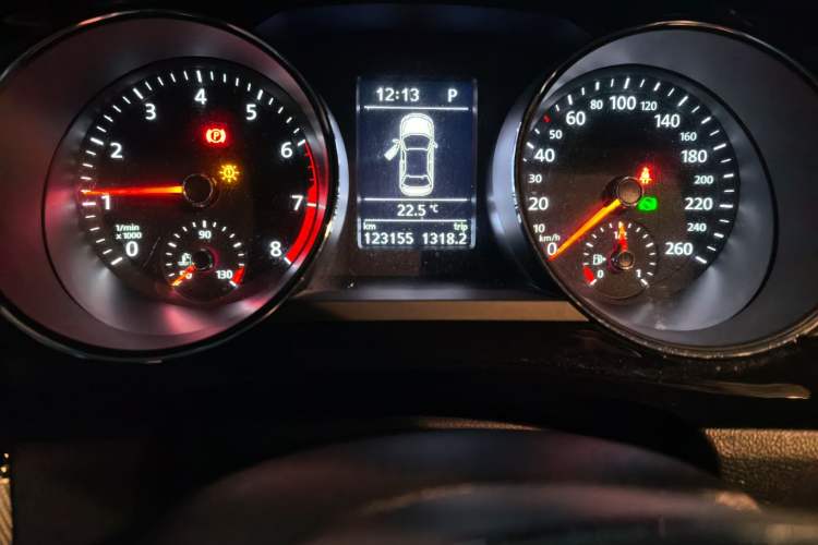 Used Volkswagen Sagitar 2018 180TSI DSG Prestige Edition Odometer Close Up