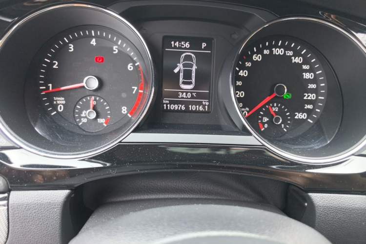 Used Volkswagen Sagitar 2018 280TSI DSG Ignite Edition Odometer Close Up