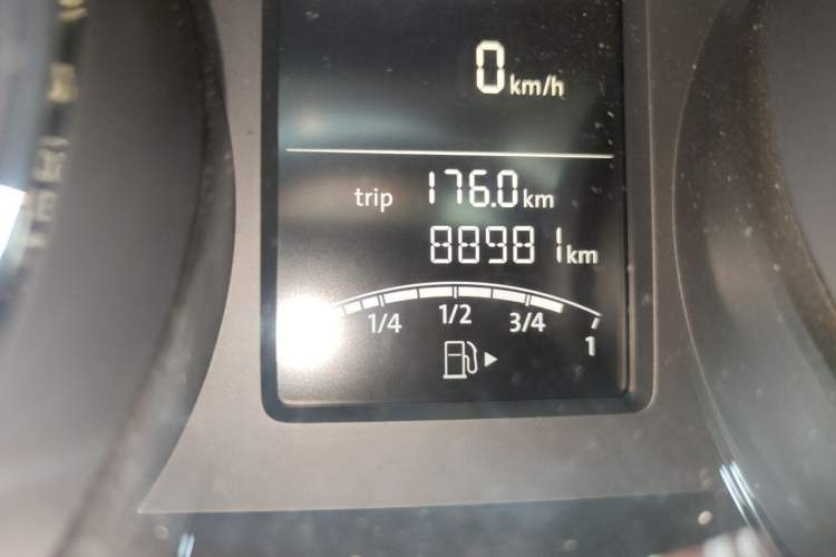 Used Volkswagen Sagitar 2018 1.6L Automatic Comfort Model Odometer Close Up