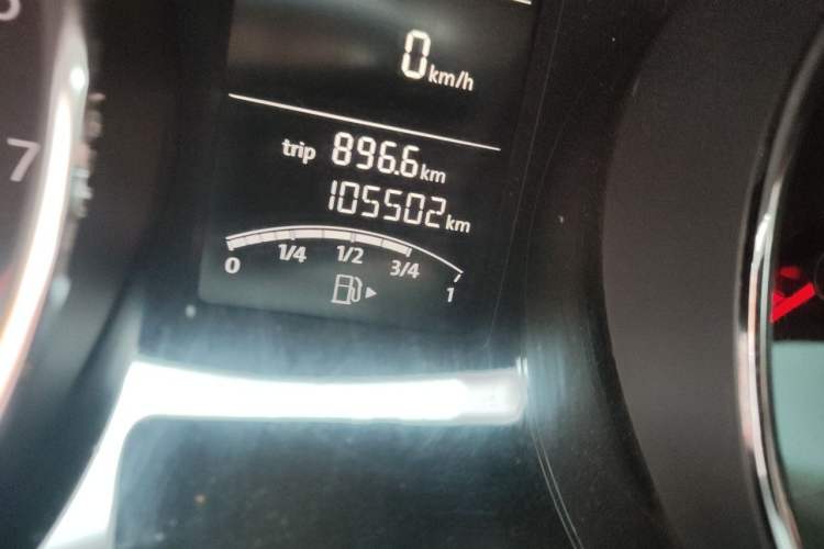 Used Volkswagen Sagitar 2018 1.6L Automatic Comfort Model Odometer Close Up