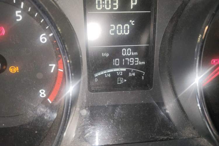 Used Volkswagen Sagitar 2018 1.6L Automatic Comfort Model Odometer Close Up