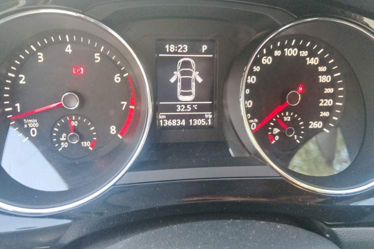Used Volkswagen Sagitar 2018 280TSI DSG Ignite Edition Odometer Close Up