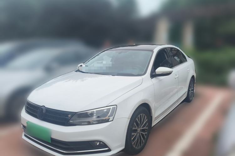 Used Volkswagen Sagitar 2018 1.6L Automatic Comfort Model Guazi used car, China used car export, Used car for sale, Used  cars, Cheapest cars for sale