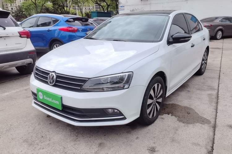Used Volkswagen Sagitar 2018 280TSI DSG Comfort Model Guazi used car, China used car export, Used car for sale, Used  cars, Cheapest cars for sale