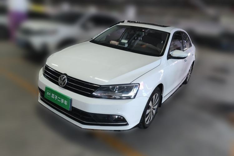 Used Volkswagen Sagitar 2018 280TSI DSG Comfort Model Guazi used car, China used car export, Used car for sale, Used  cars, Cheapest cars for sale