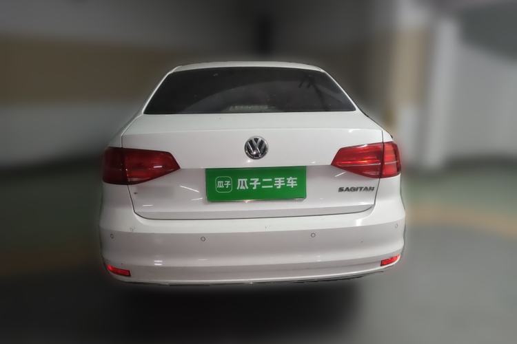 Used Volkswagen Sagitar 2018 1.6L Manual Comfort Model Rear