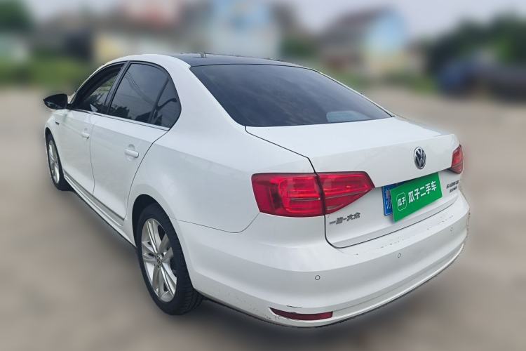 Used Volkswagen Sagitar 2018 280TSI DSG Luxury Model Rear Left 45 Deg