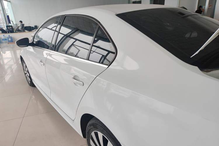 Used Volkswagen Sagitar 2018 280TSI DSG Comfort Model Rear Left 45 Deg