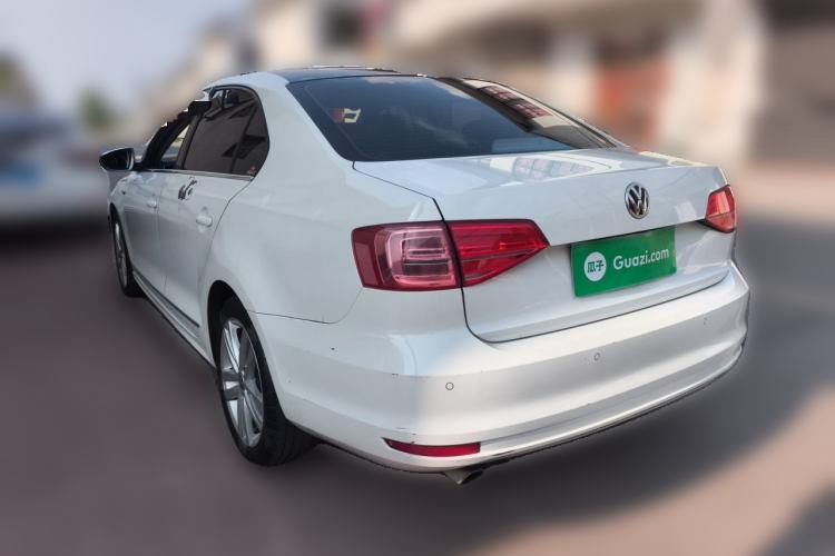 Used Volkswagen Sagitar 2018 280TSI DSG Luxury Model Rear Left 45 Deg