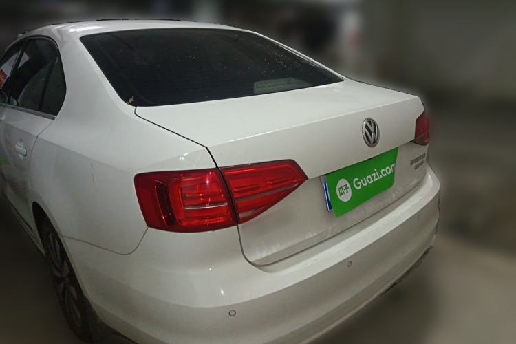 Used Volkswagen Sagitar 2018 280TSI DSG Comfort Model Rear Left 45 Deg