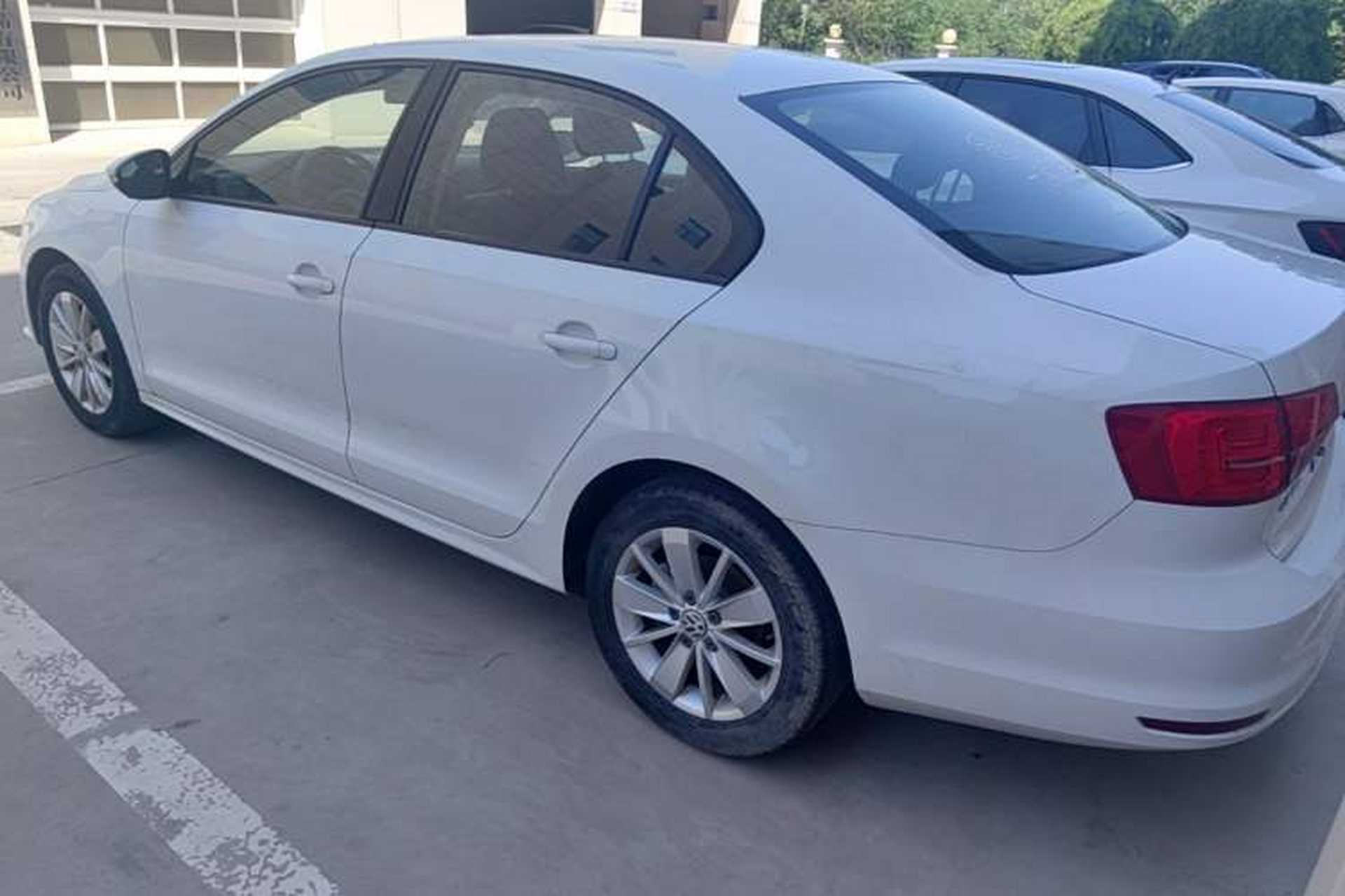 Used Volkswagen Sagitar 2018 1.6L Manual Fashion Edition Rear Left 45 Deg