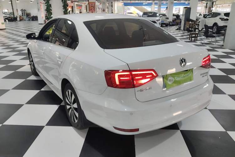 Used Volkswagen Sagitar 2018 1.6L Automatic Comfort Model Rear Left 45 Deg