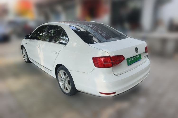 Used Volkswagen Sagitar 2018 280TSI DSG Luxury Model Rear Left 45 Deg