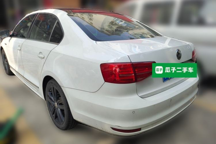 Used Volkswagen Sagitar 2018 280TSI DSG Luxury Model Rear Left 45 Deg