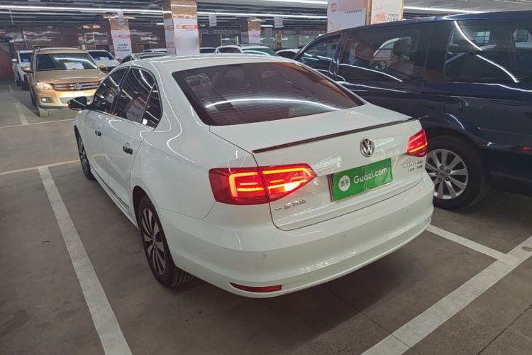 Used Volkswagen Sagitar 2018 1.6L Manual Comfort Model Rear Left 45 Deg
