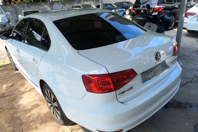 Used Volkswagen Sagitar 2018 280TSI DSG Comfort Model Rear Left 45 Deg