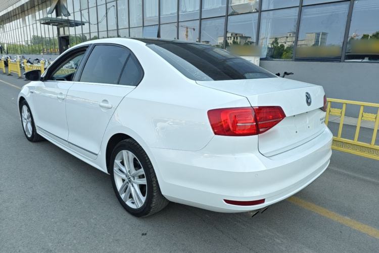 Used Volkswagen Sagitar 2018 280TSI DSG Luxury Model Rear Left 45 Deg