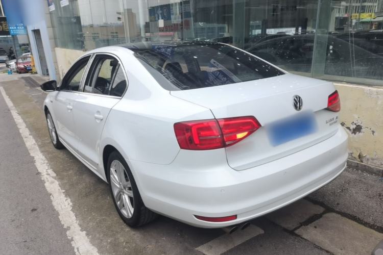 Used Volkswagen Sagitar 2018 280TSI DSG Luxury Model Rear Left 45 Deg