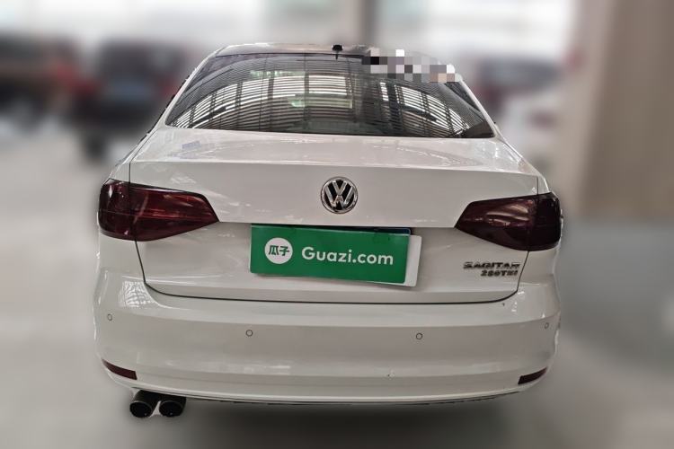 Used Volkswagen Sagitar 2018 1.6L Manual Comfort Model Rear
