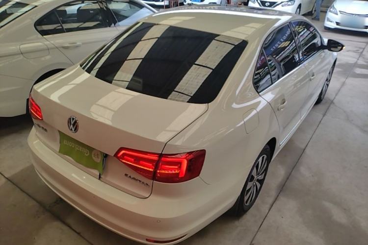 Used Volkswagen Sagitar 2018 1.6L Automatic Comfort Model Rear Right 45 Deg