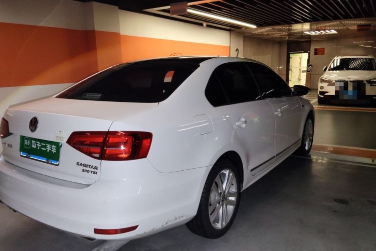 Used Volkswagen Sagitar 2018 280TSI DSG Luxury Model Rear Right 45 Deg