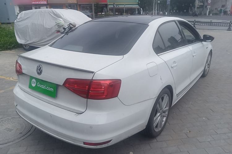 Used Volkswagen Sagitar 2018 280TSI DSG Luxury Model Rear Right 45 Deg