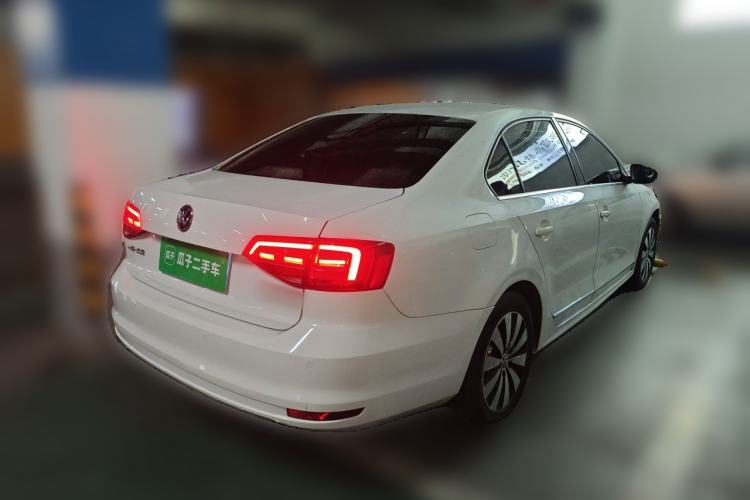 Used Volkswagen Sagitar 2018 1.6L Automatic Comfort Model Rear Right 45 Deg