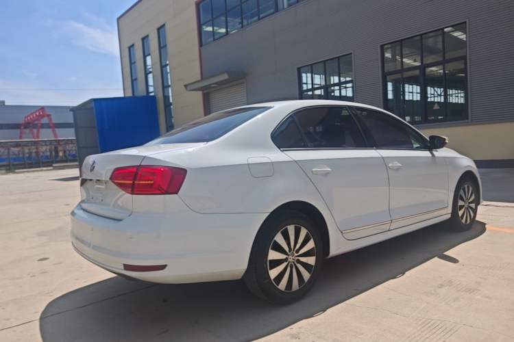 Used Volkswagen Sagitar 2018 1.6L Automatic Comfort Model Rear Right 45 Deg