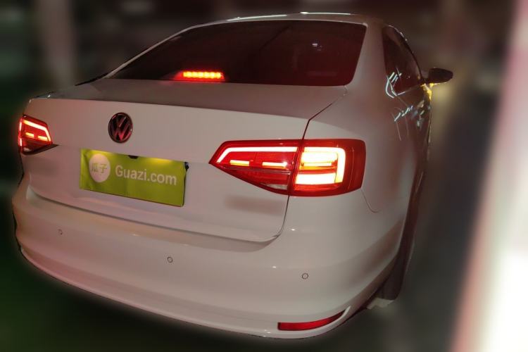 Used Volkswagen Sagitar 2018 1.6L Automatic Comfort Model Rear Right 45 Deg