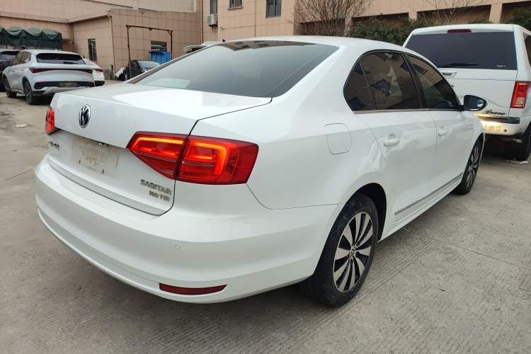 Used Volkswagen Sagitar 2018 180TSI DSG Prestige Edition Rear Right 45 Deg
